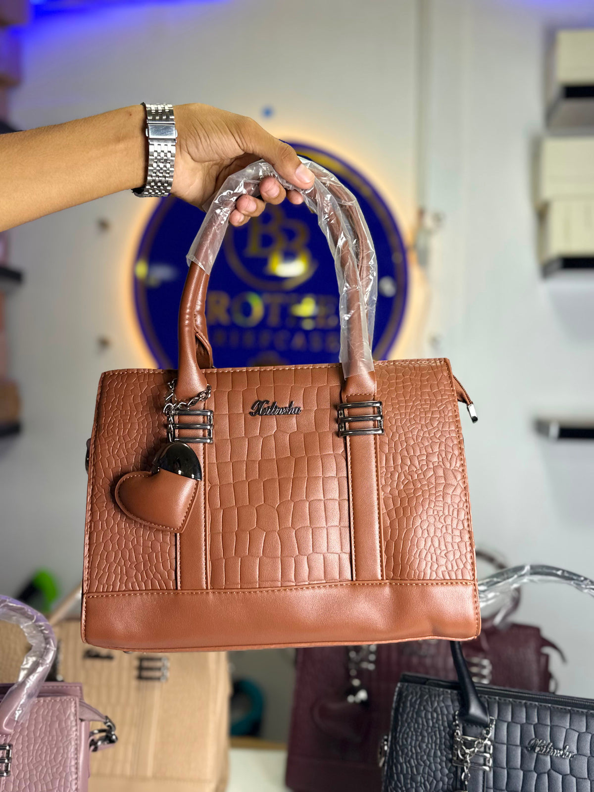 Premium Crocodile Texture Ladies Handbag – Stylish & Elegant Shoulder Bag