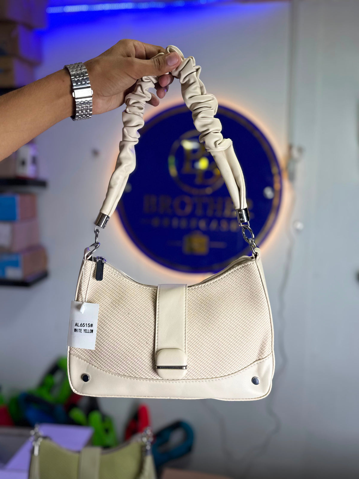 Elegant Ruched Shoulder Bag for Women | Stylish Textured Hobo Handbag