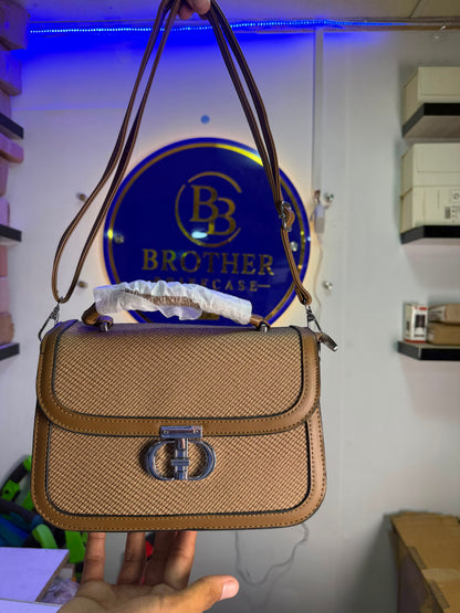 Stylish Women’s Handbag | Modern Fashion Shoulder Bag with Elegant Design