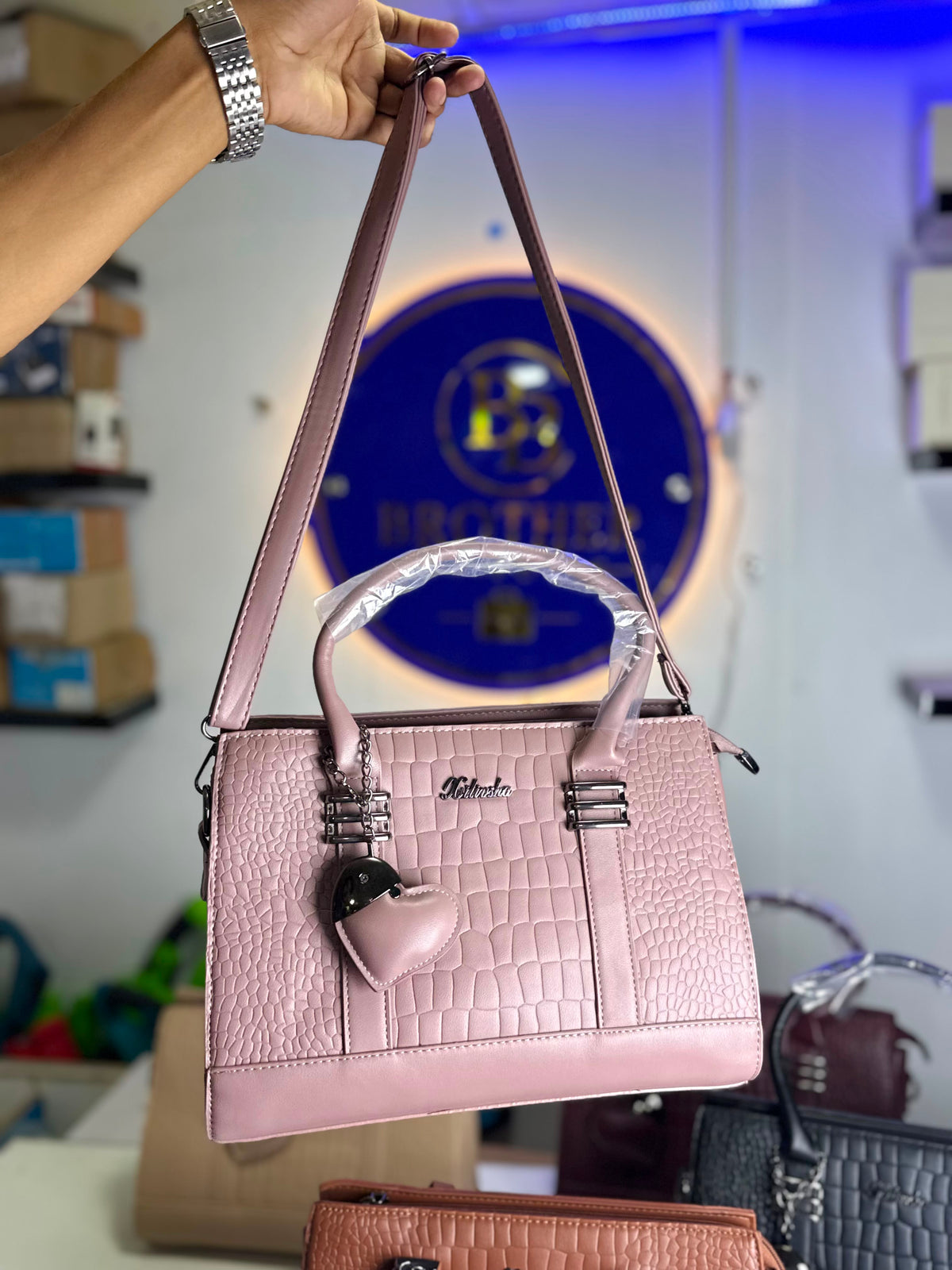Premium Crocodile Texture Ladies Handbag – Stylish & Elegant Shoulder Bag