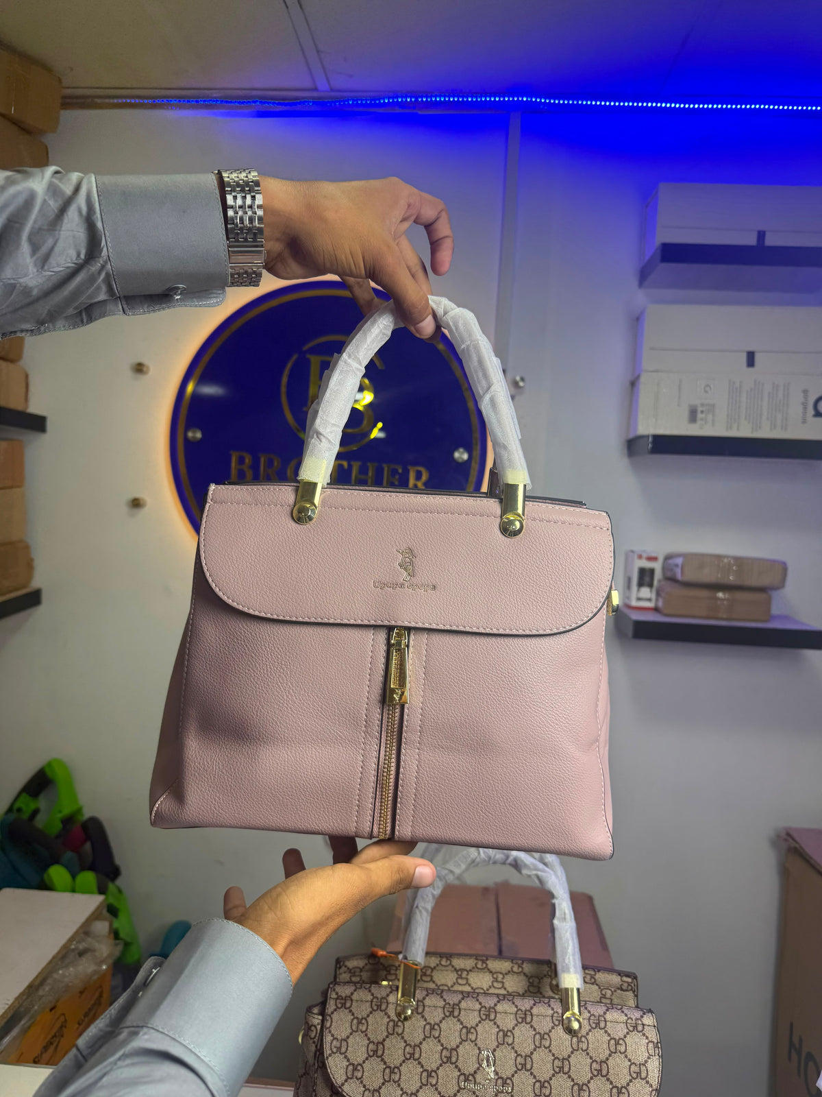 Elegant Structured Women’s Handbag | Premium Top Handle Fashion Bag